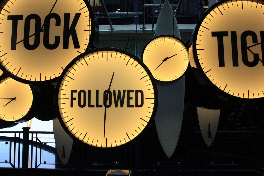 ticktock - found @ Guinness - © Tom Loewen | 14x3.de